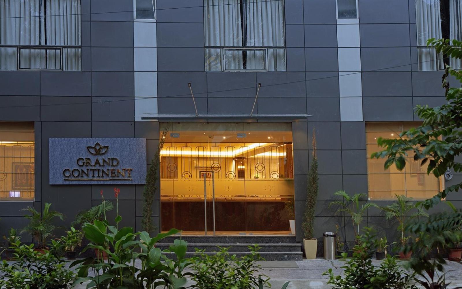 Regenta Bangalore, Airport Road होटल 3*